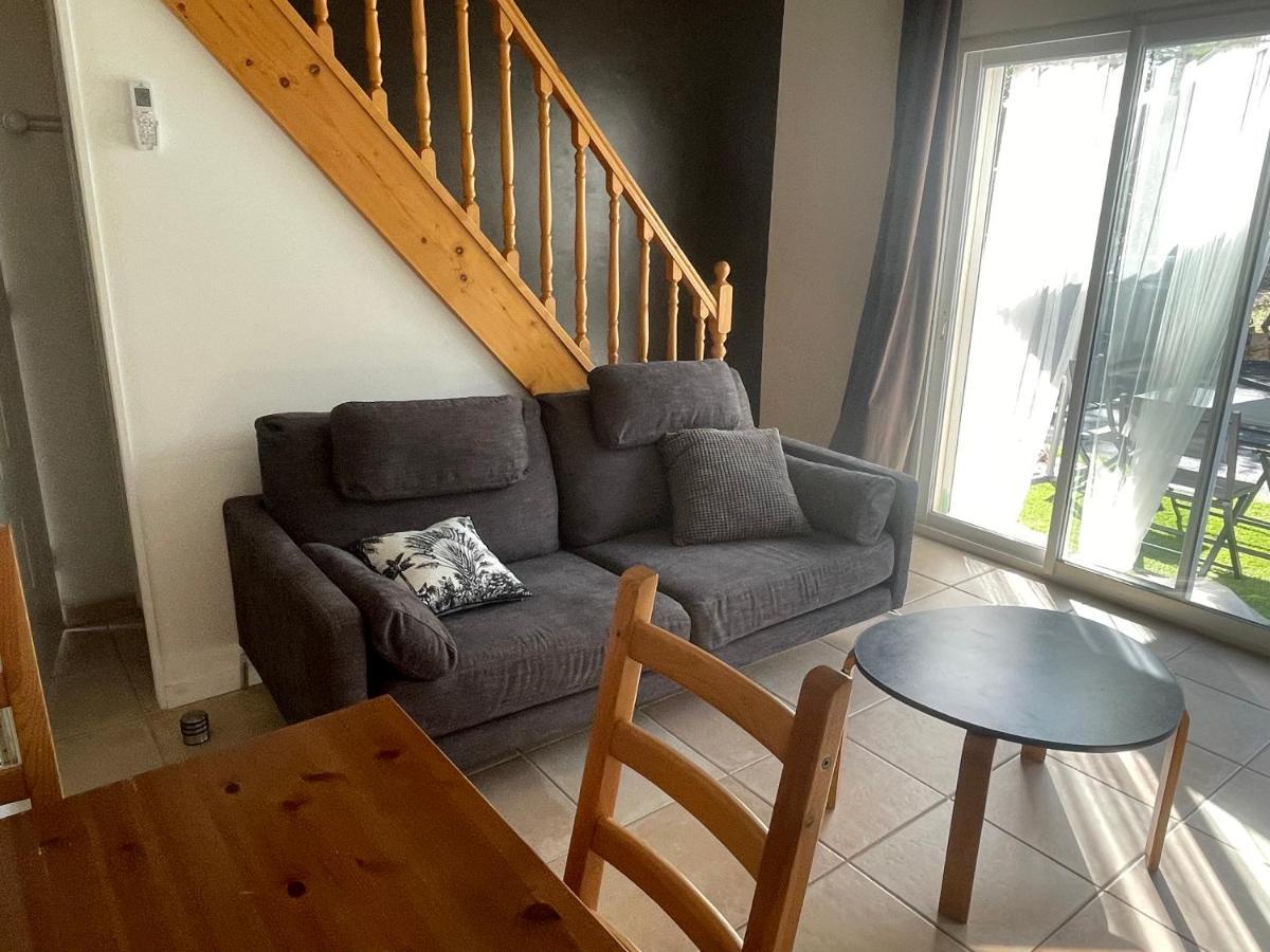 Logement Tout Confort Au Calme Entre Saint Tropez Et Les Gorges Du Verdon 르토로네 외부 사진