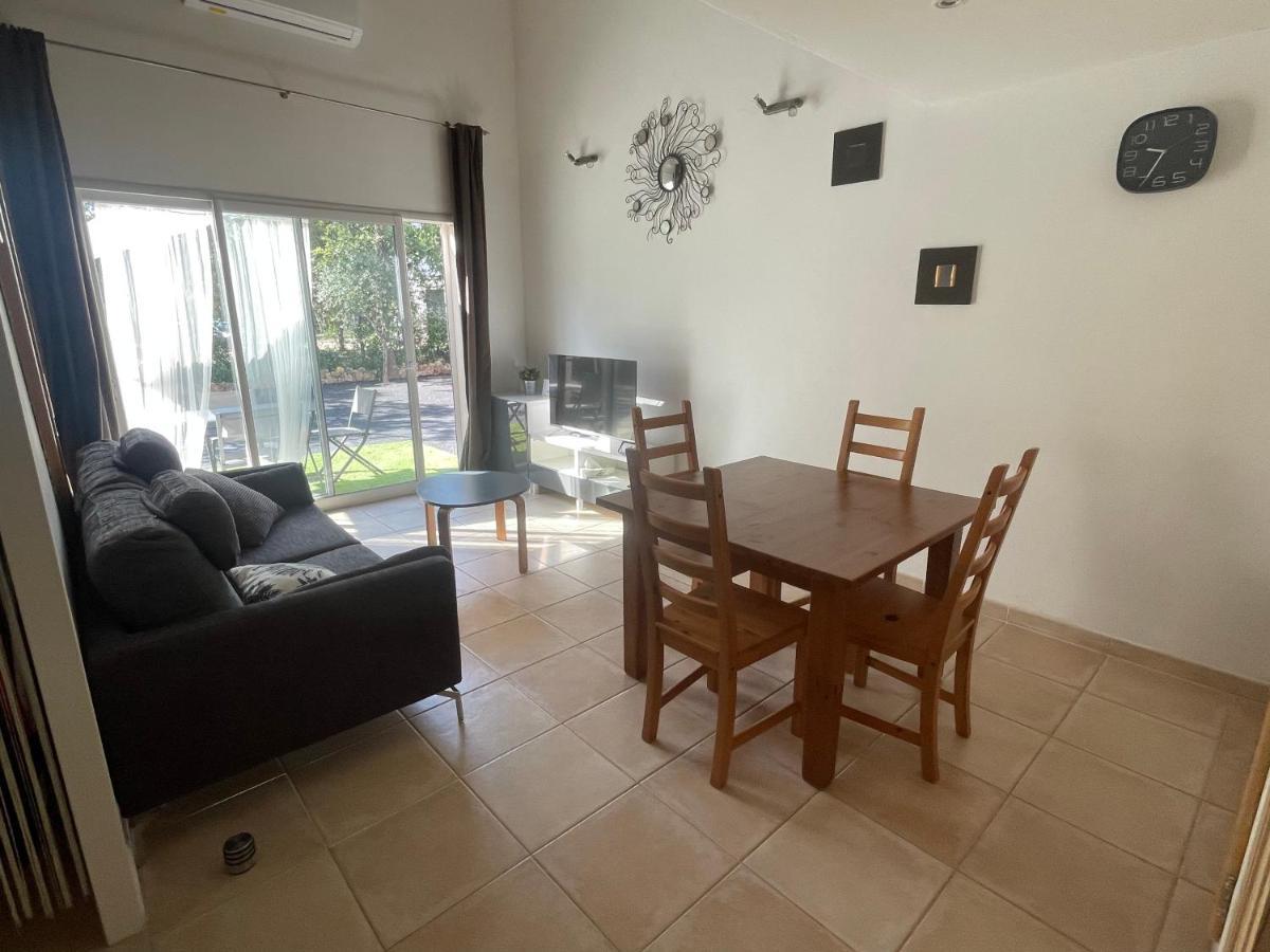 Logement Tout Confort Au Calme Entre Saint Tropez Et Les Gorges Du Verdon 르토로네 외부 사진